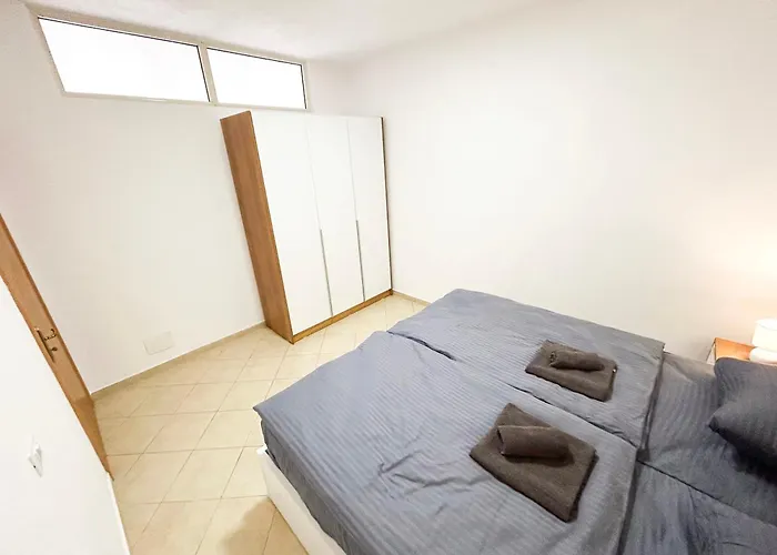 Seaside Sanctuary Апартаменты Дуррес